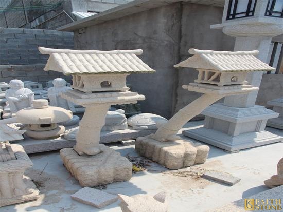 Granite Carved  Pagoda Lantern